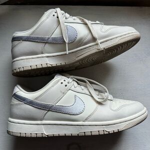 Dunk Low Tech Hera Sneaker